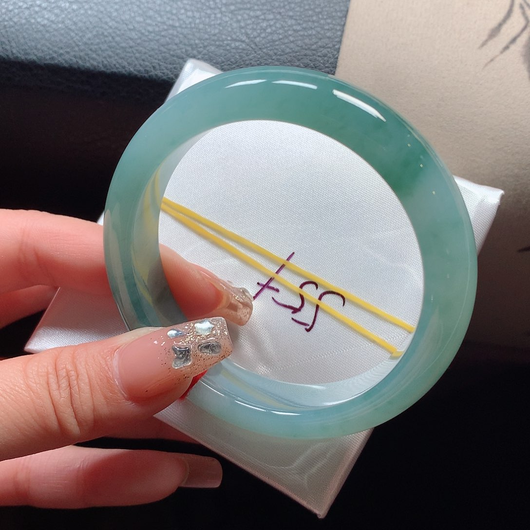 翡翠手镯未镶嵌12号