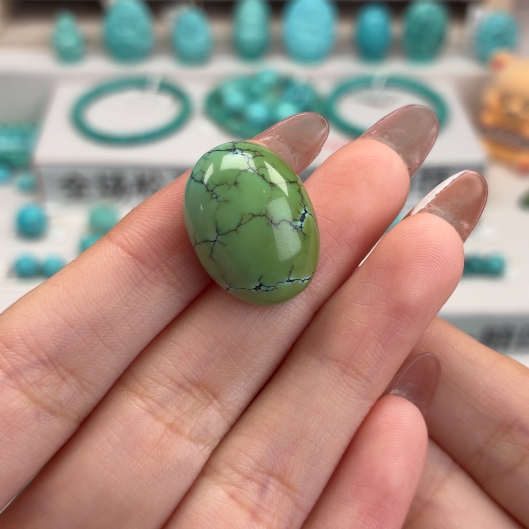 绿松石未镶嵌珠宝奇石戒面