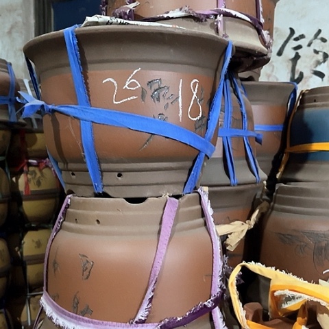 紫砂花盆紫砂花盆一个