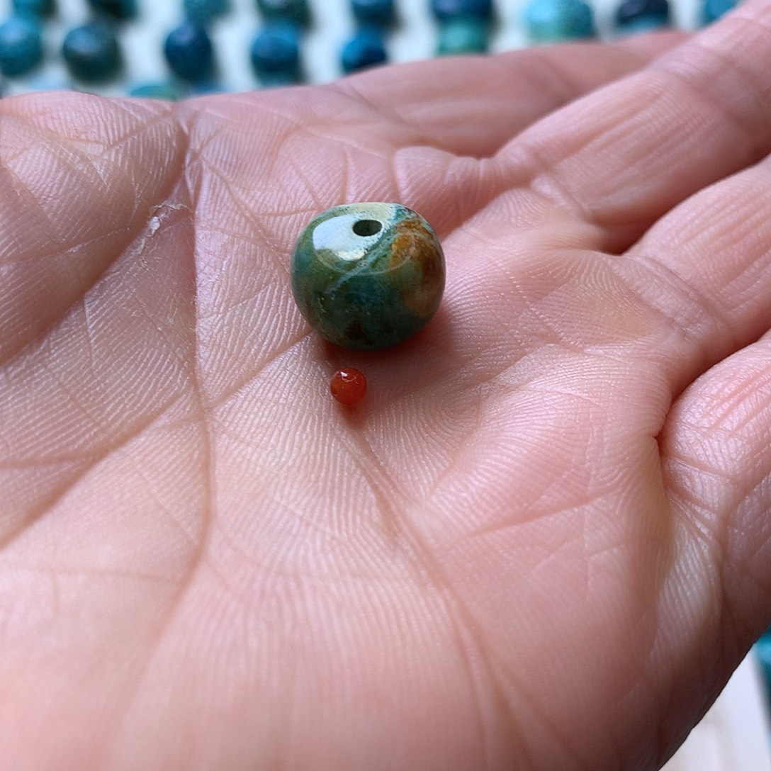 南红玛瑙未镶嵌珠宝奇石