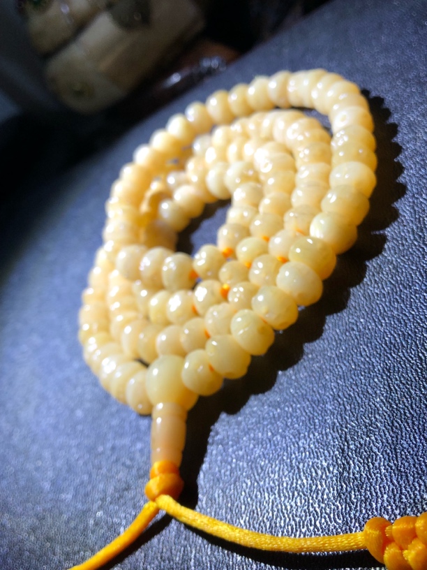 108颗佛珠精工打磨奶润老型设计