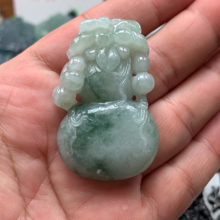 翡翠颈饰未镶嵌保真天然A货翡翠