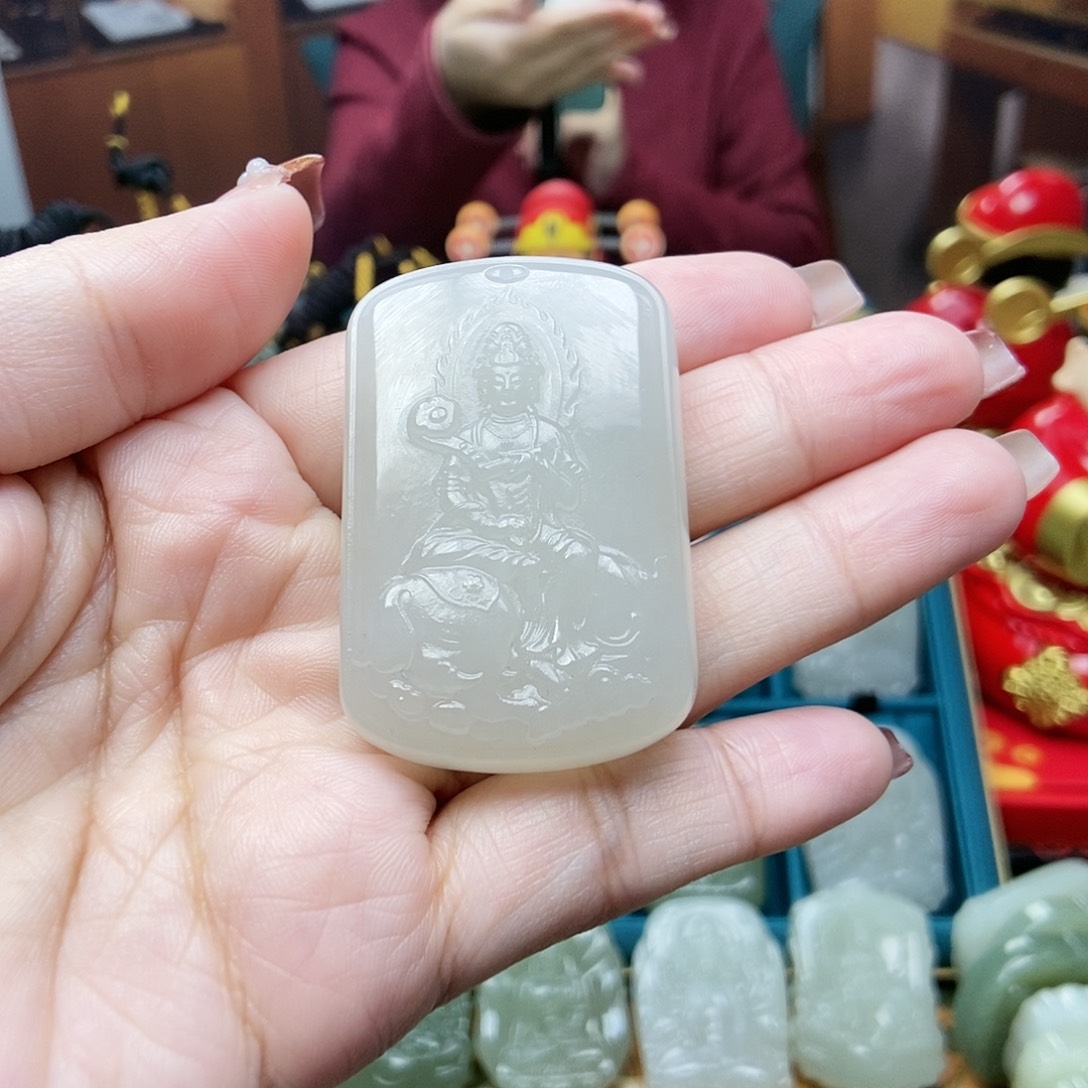 和田玉颈饰未镶嵌用****3