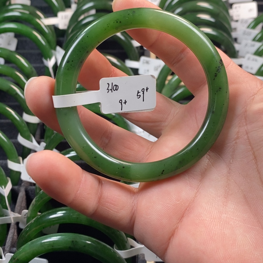 和田玉（碧玉）未镶嵌手镯59