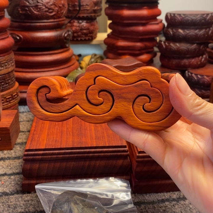 木手机架一变二的18