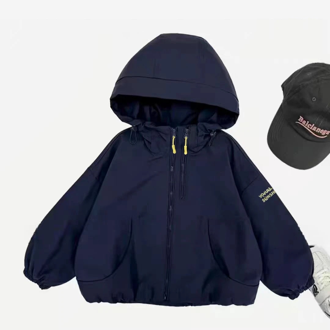 【现货】儿童冲锋衣春秋款2025新款中小儿童洋气外套休闲连帽上衣潮