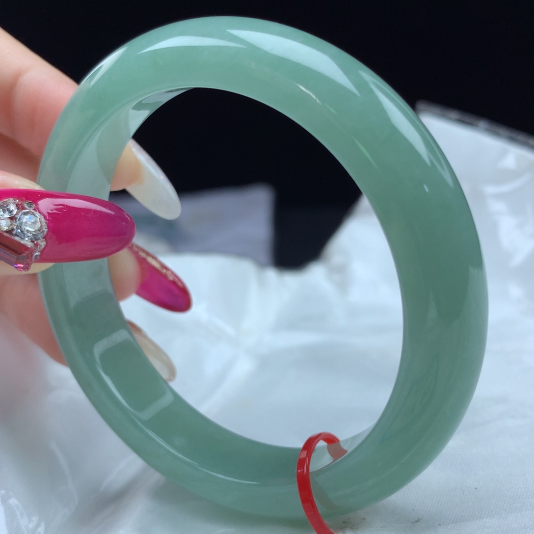 未镶嵌手镯翡翠97032，