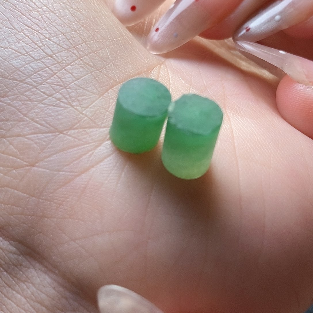 定制翡翠未镶嵌小**6珠子