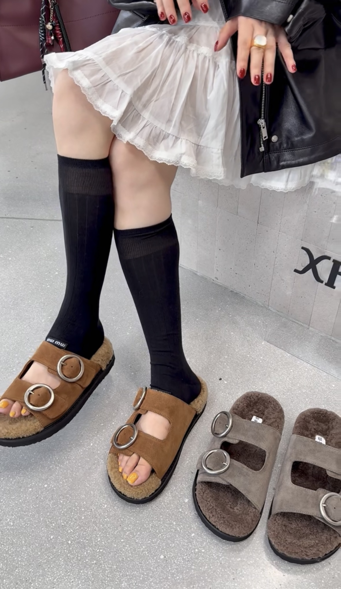 欧洲站女2025秋新款欧货真皮厚底双皮带扣一字毛毛拖外穿勃肯拖鞋