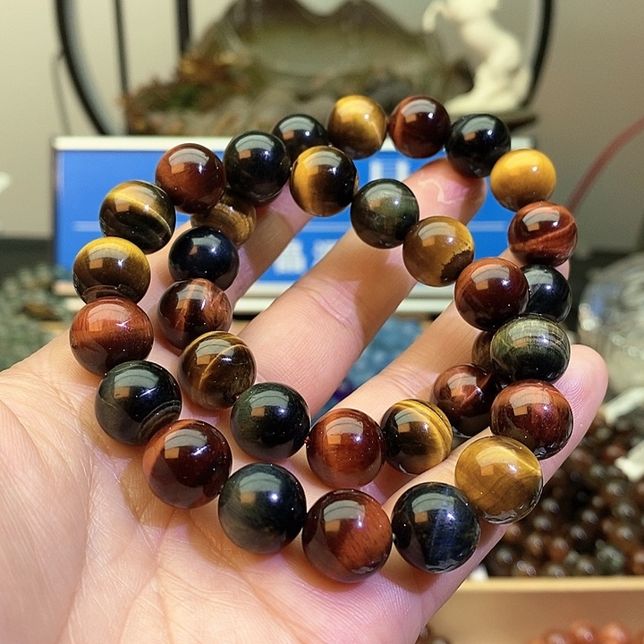 水晶手链未镶嵌彩虎眼石12+