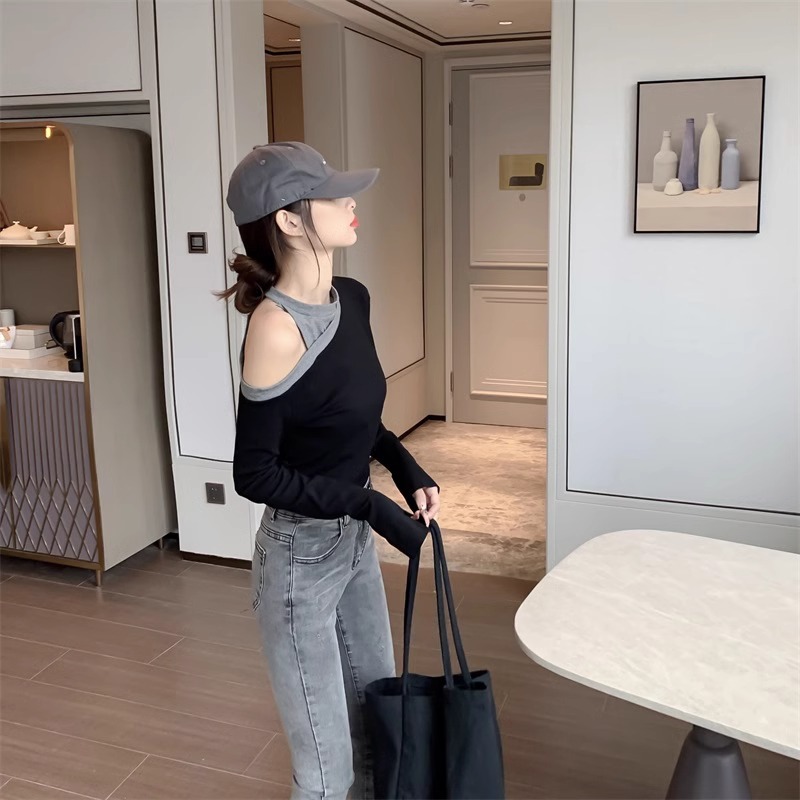 黑色露肩长袖T恤女春秋新款韩版假两件拼接修身打底衫设计感上衣