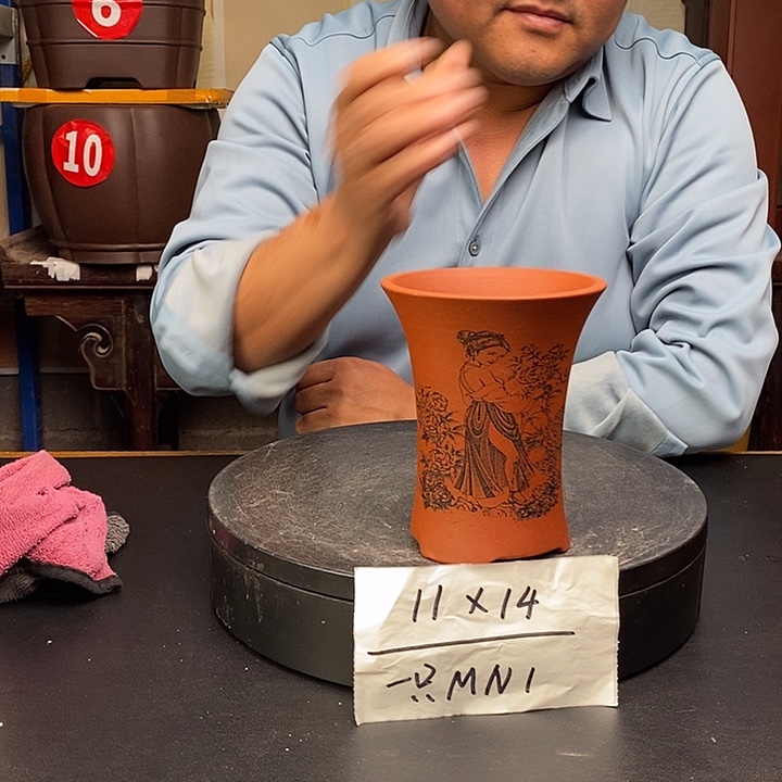 紫砂花盆货号一只MN1