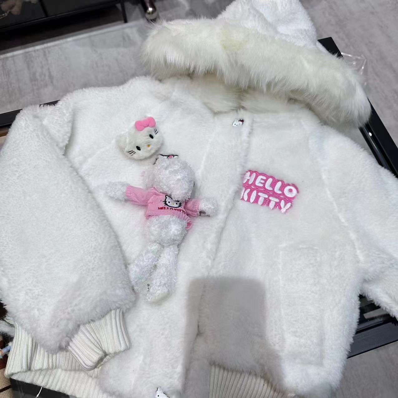 LINGAO-（002）时尚可爱猫猫拼接连帽拉链加厚外套