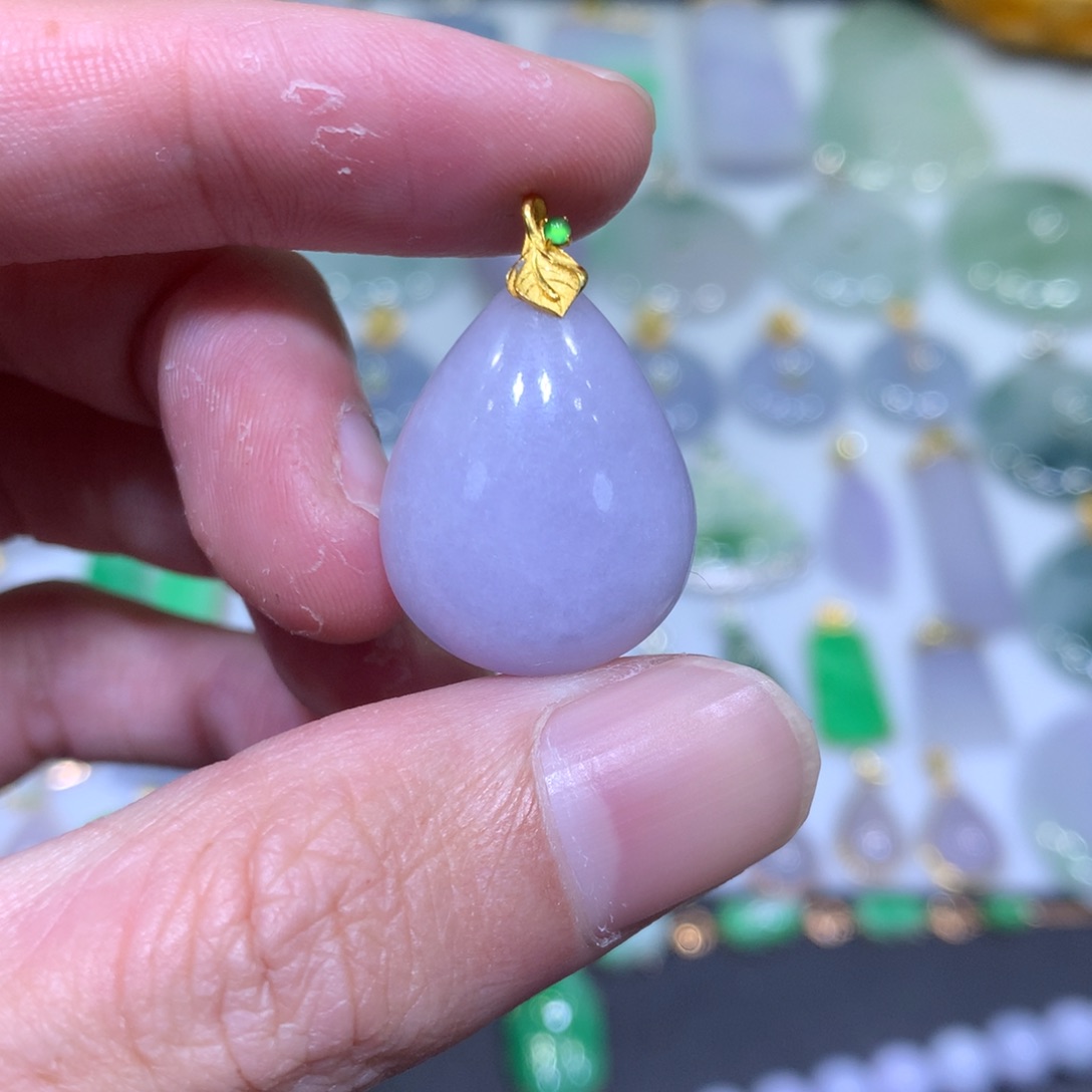 翡翠吊坠(不含链)18K金镶嵌