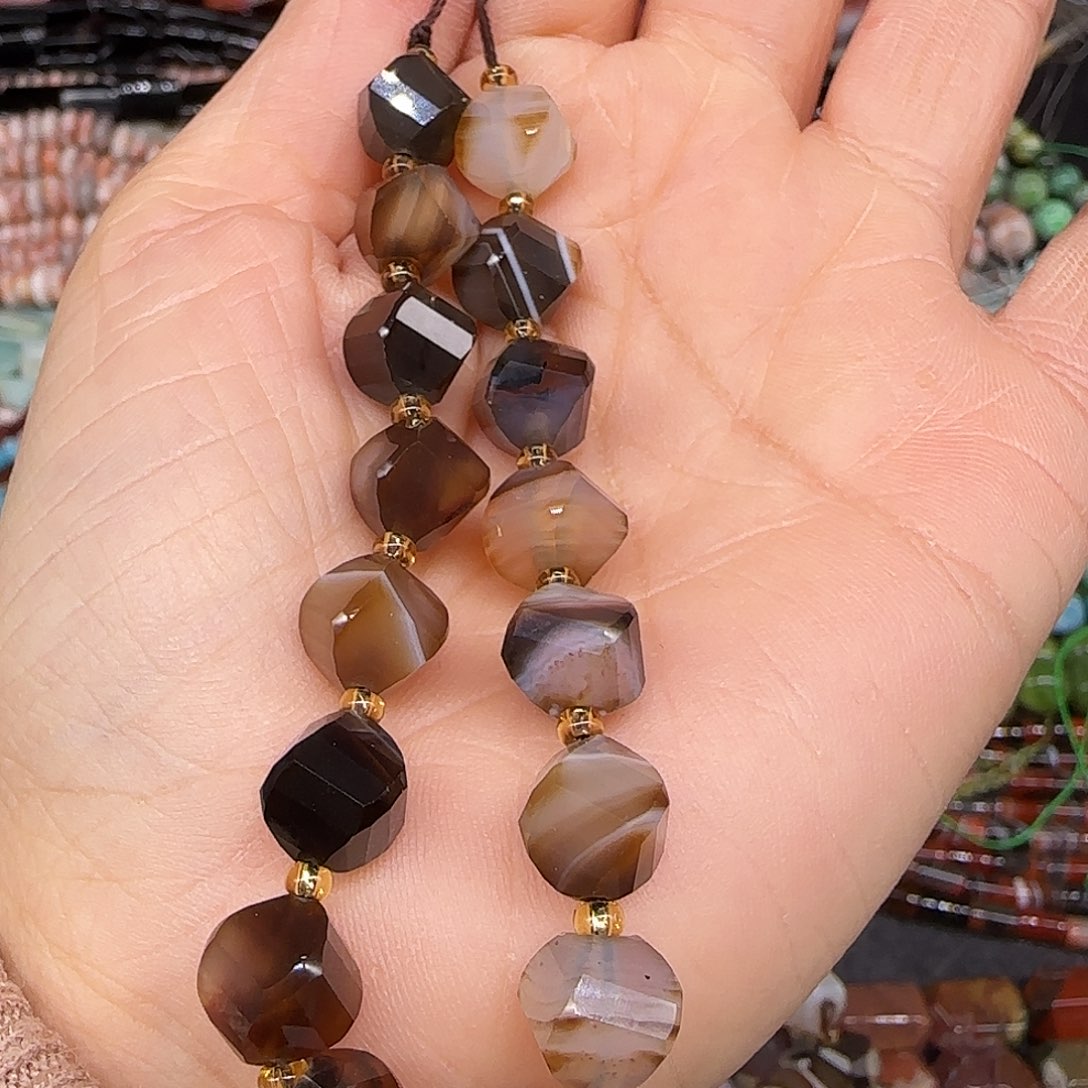 玛瑙/玉髓合金珠宝半成品缠丝糖玛瑙10mm半条