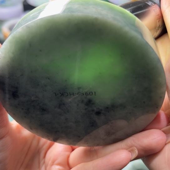 定制翡翠未镶嵌翡翠手镯