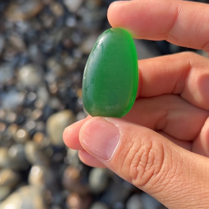 和田玉（糖玉）未镶嵌珠宝奇石