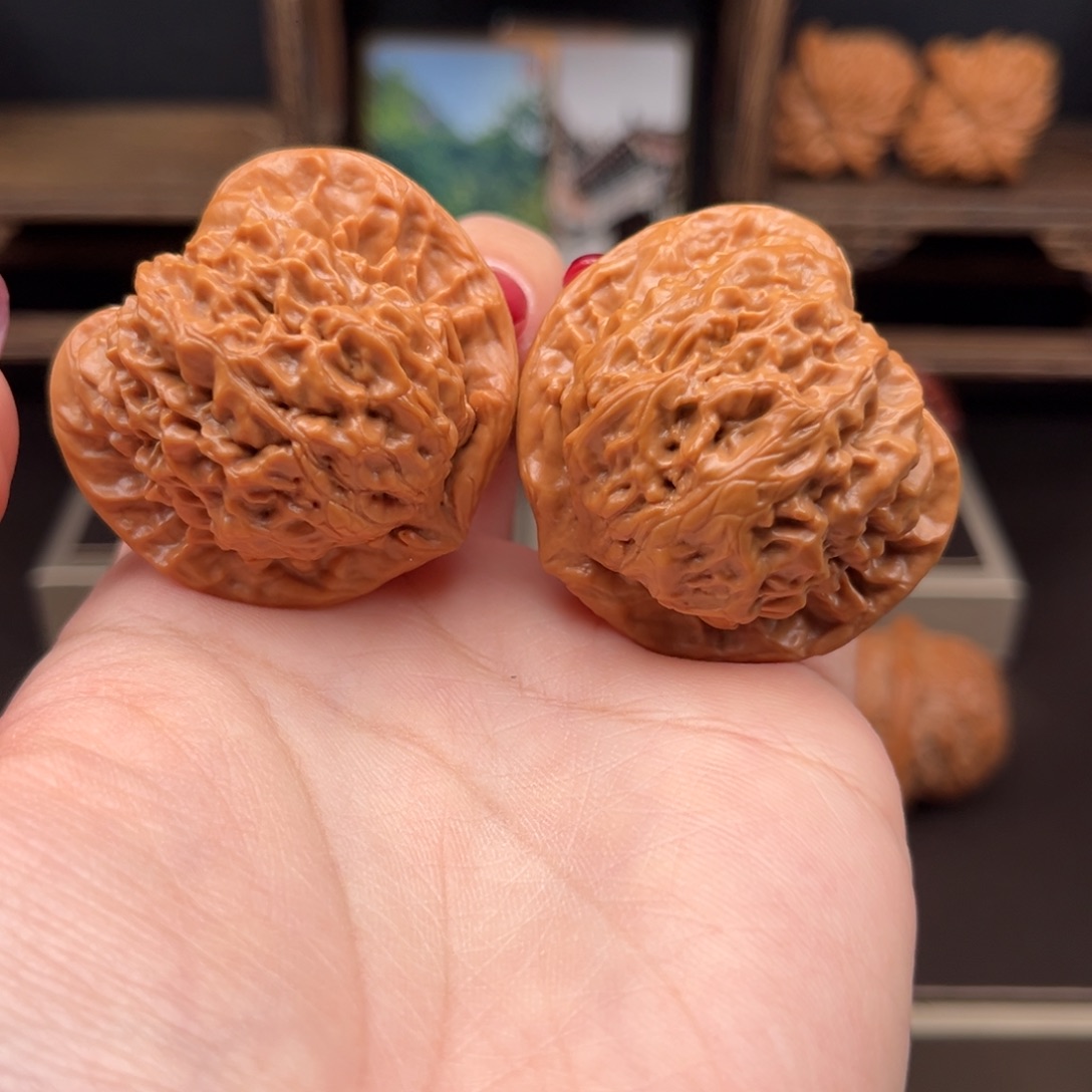 吊坠桃核平谷爱心公子帽