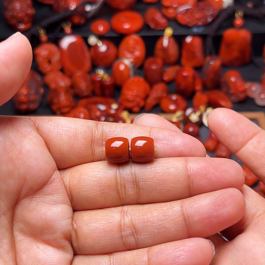 南红玛瑙未镶嵌配饰直切对珠10mm