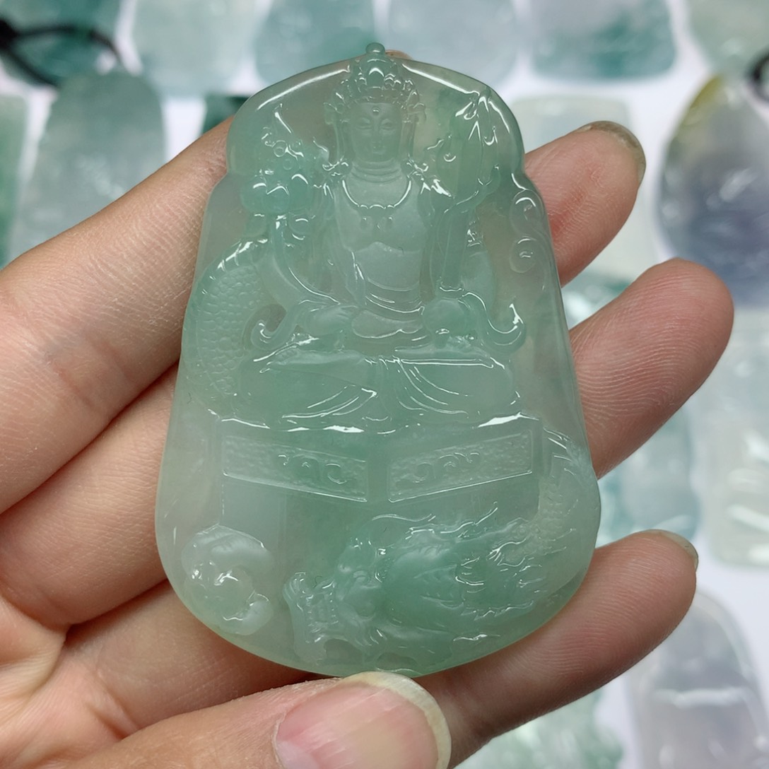 翡翠颈饰未镶嵌跳*糖虚空藏菩萨