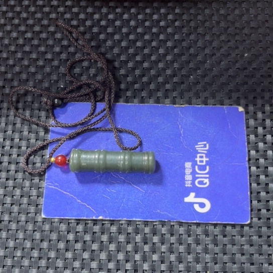 用***6和田玉（糖玉）未镶嵌挂件