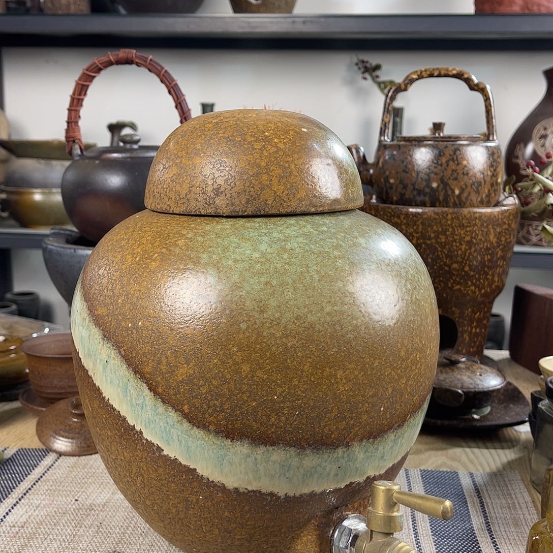 壶紫砂粗陶实用水罐