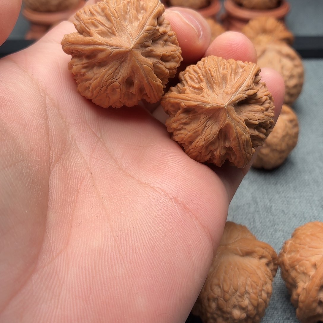 轩***装文玩核桃吊坠文山37尺寸LY-103