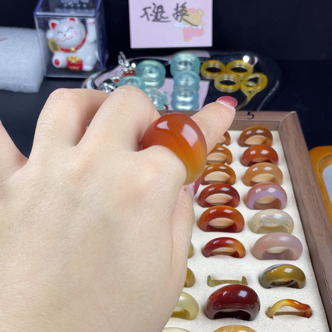 玛瑙/玉髓合金戒指港18直径18.5不退换A07