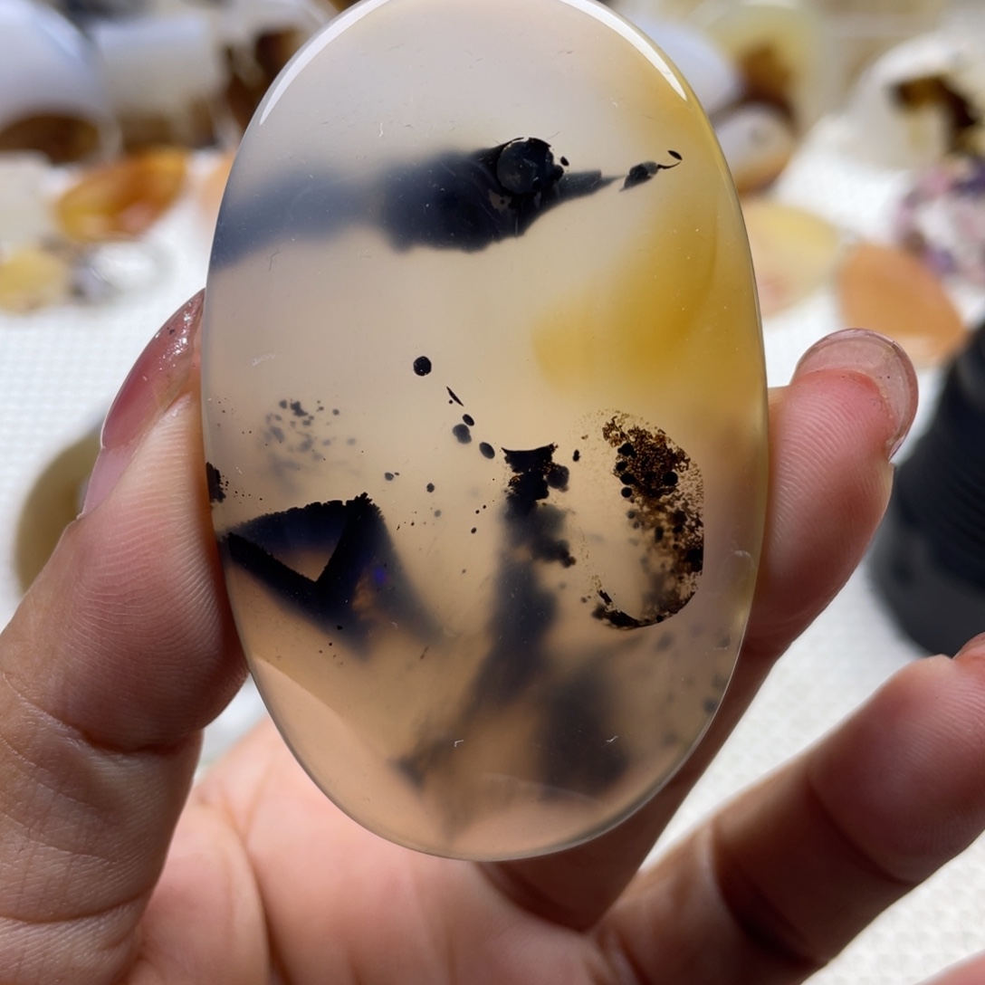 玛瑙/玉髓未镶嵌颈饰