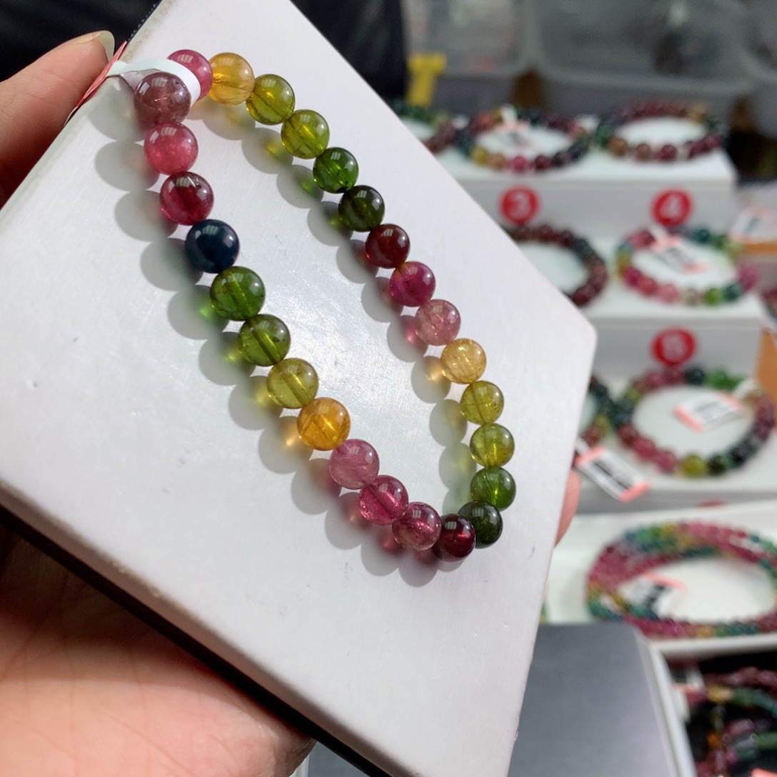 未镶嵌手链碧玺    7mm。  