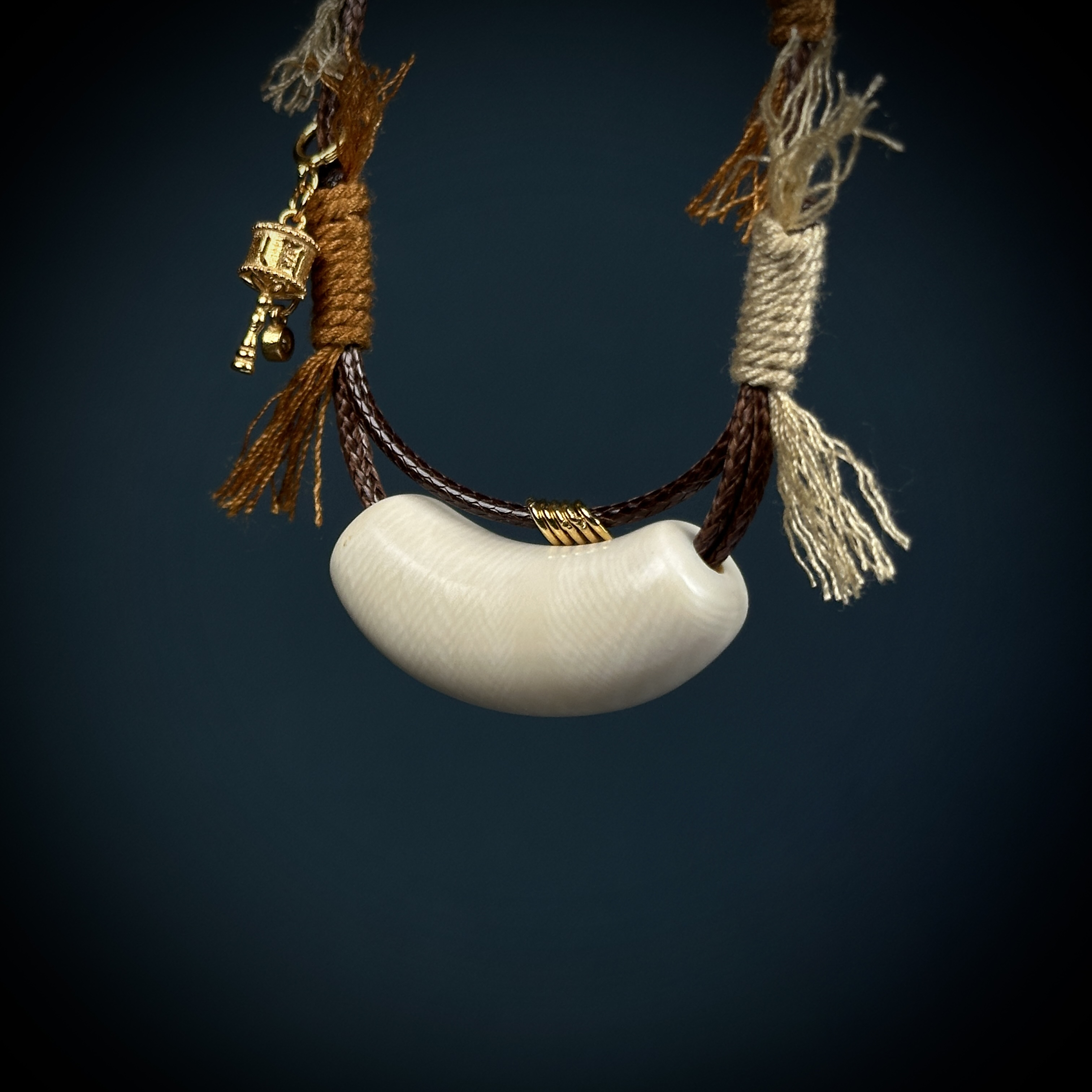 H22-00天然猛犸牙 设计款项链约31*12.5mm支持鉴定假一罚十