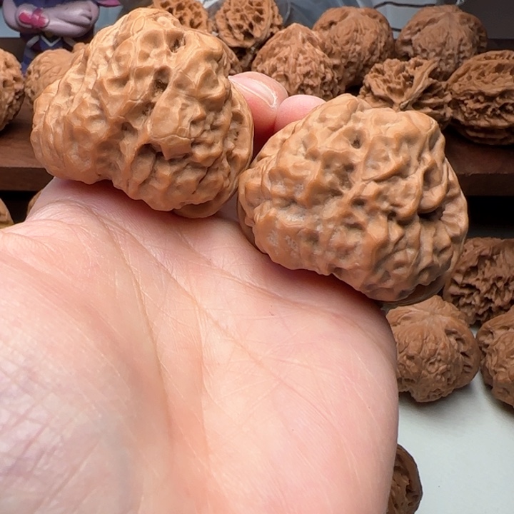 文玩核桃吊坠欧*延庆蛤蟆普40