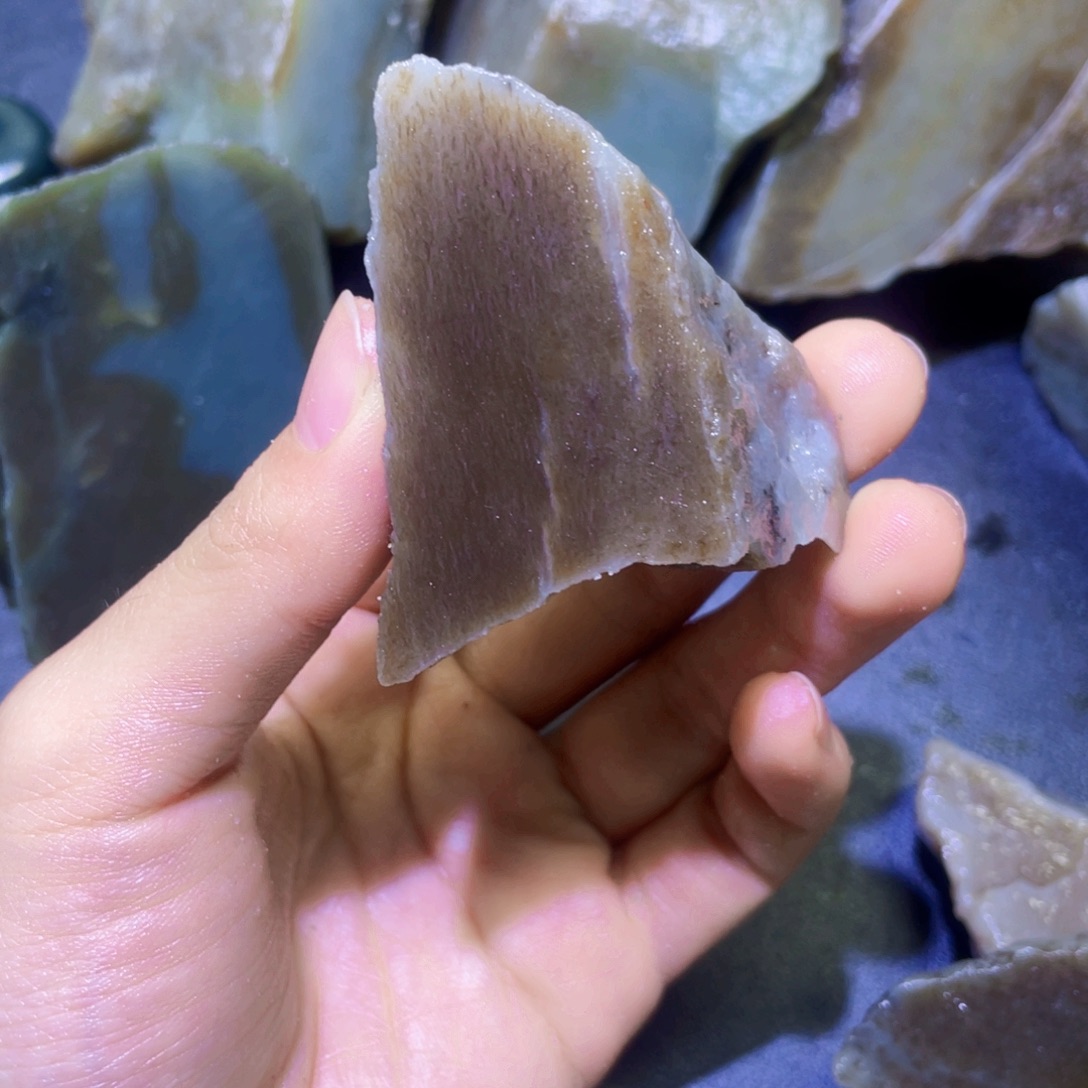 和田玉未镶嵌珠宝半成品