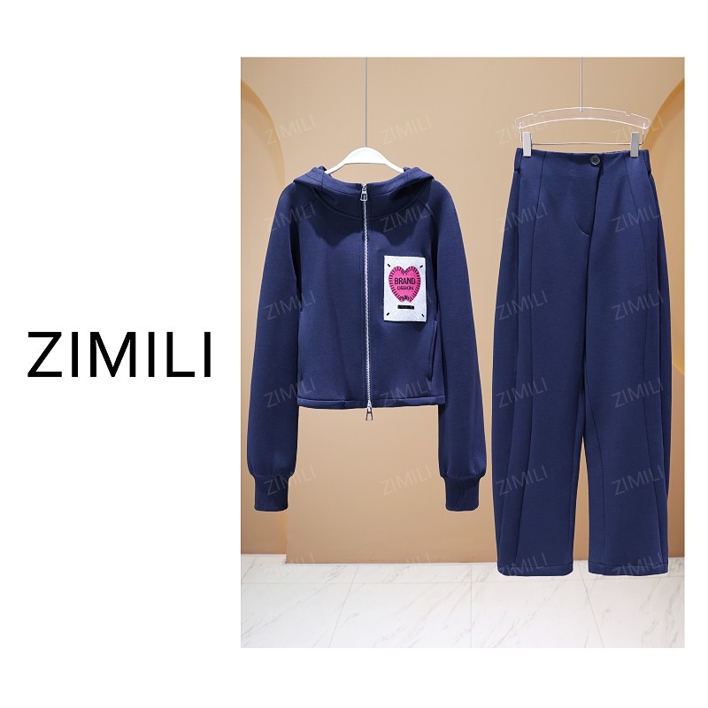 【亮哥女装】2025冬季加厚《苍渊》藏蓝色国风刺绣连帽套装2786-K0