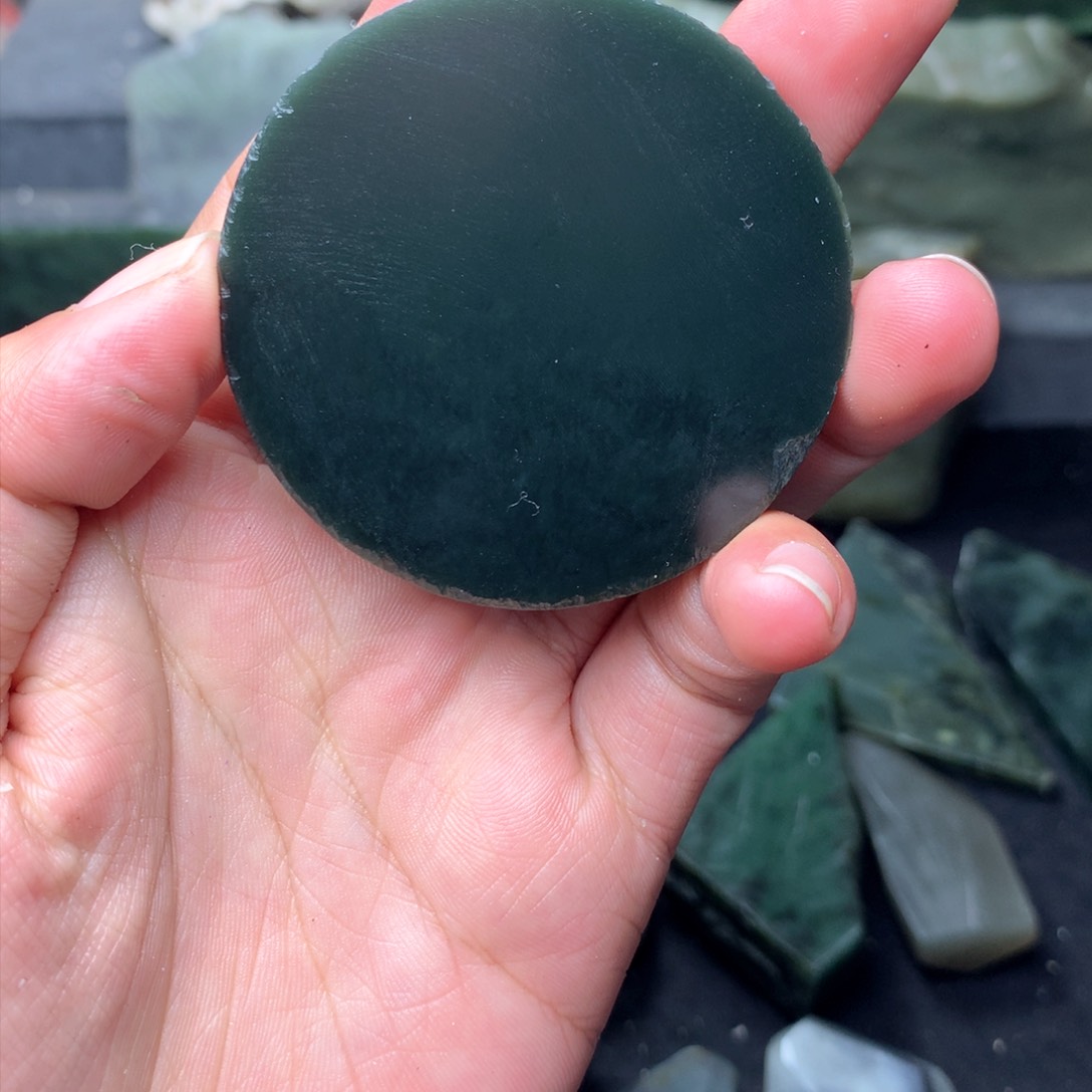 和田玉（糖玉）边角未镶嵌