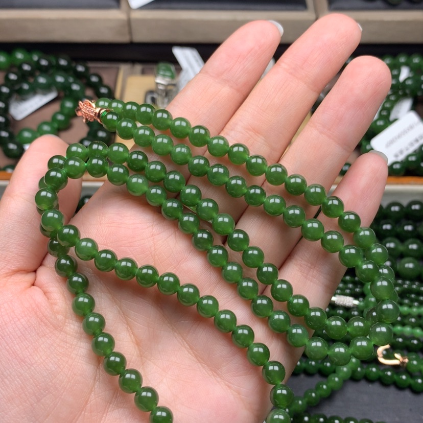 【闪购商品】颈饰未镶嵌和田玉（碧玉）?*?