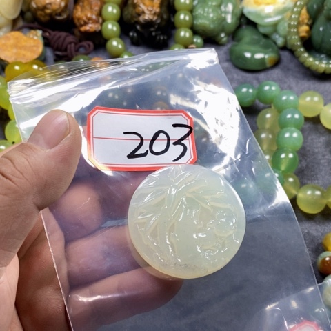 未镶嵌蛇纹石玉手链