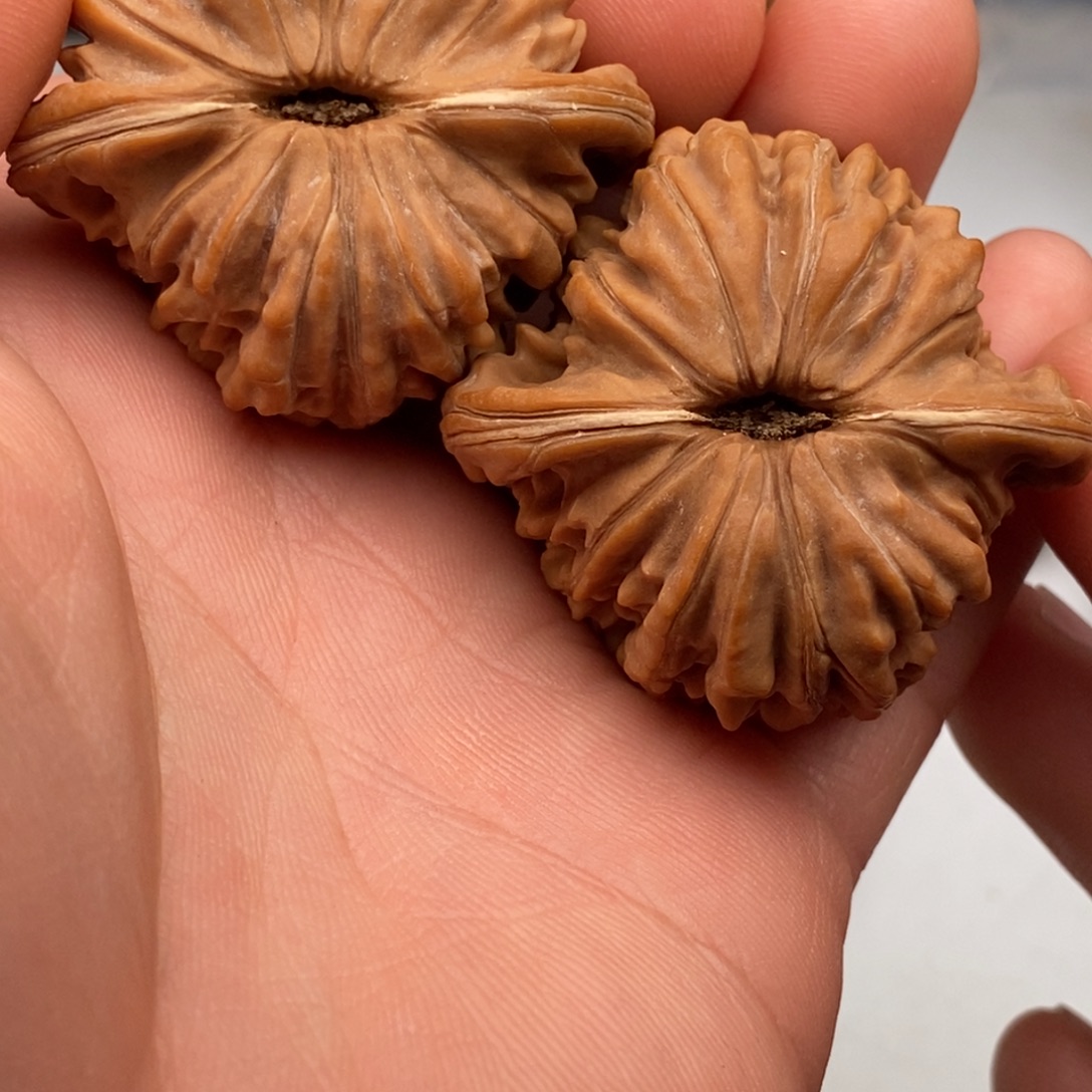 夏***川把件文玩核桃43四座楼