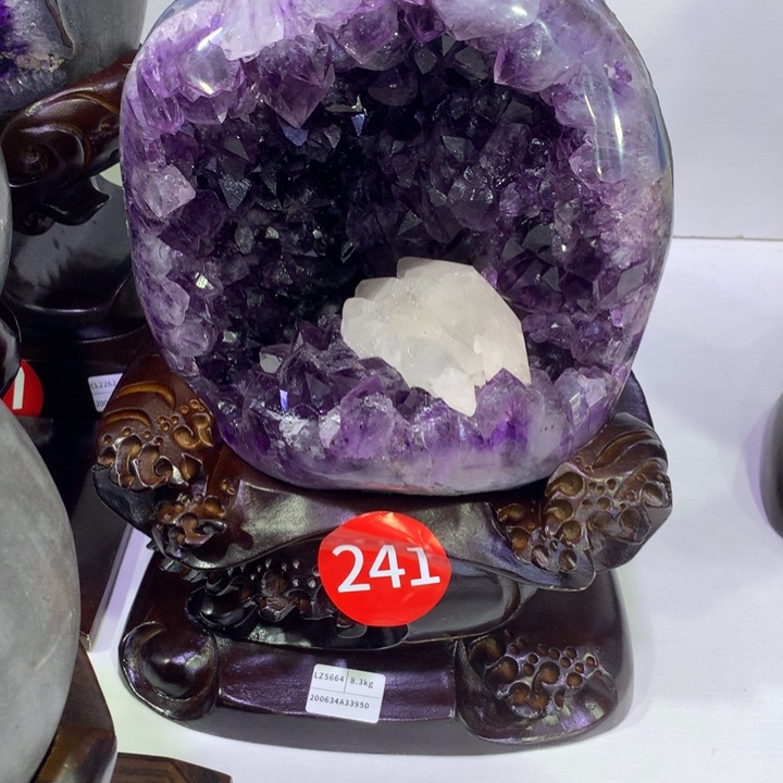 紫晶大型摆件（非配饰）未镶嵌