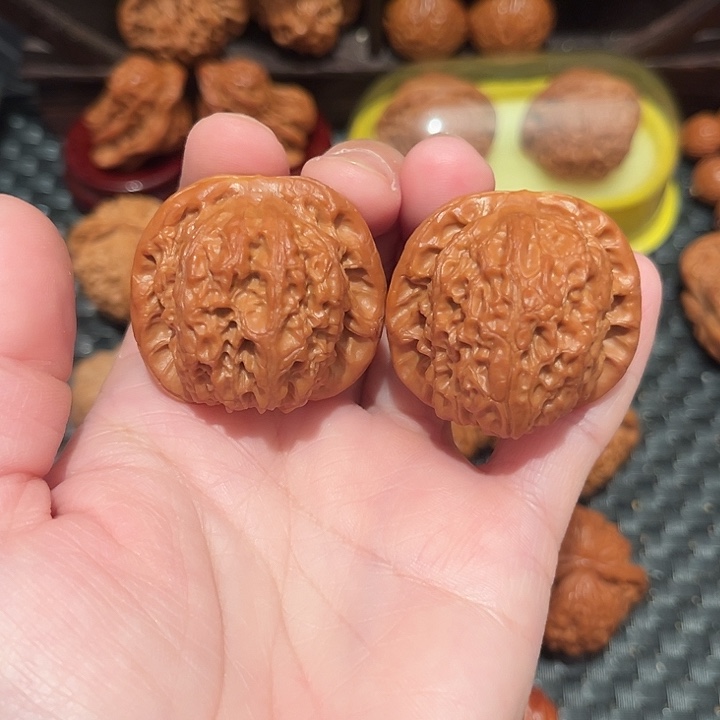 文玩核桃把件血麒麟38
