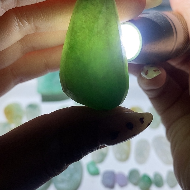 翡翠散珠天然翡翠