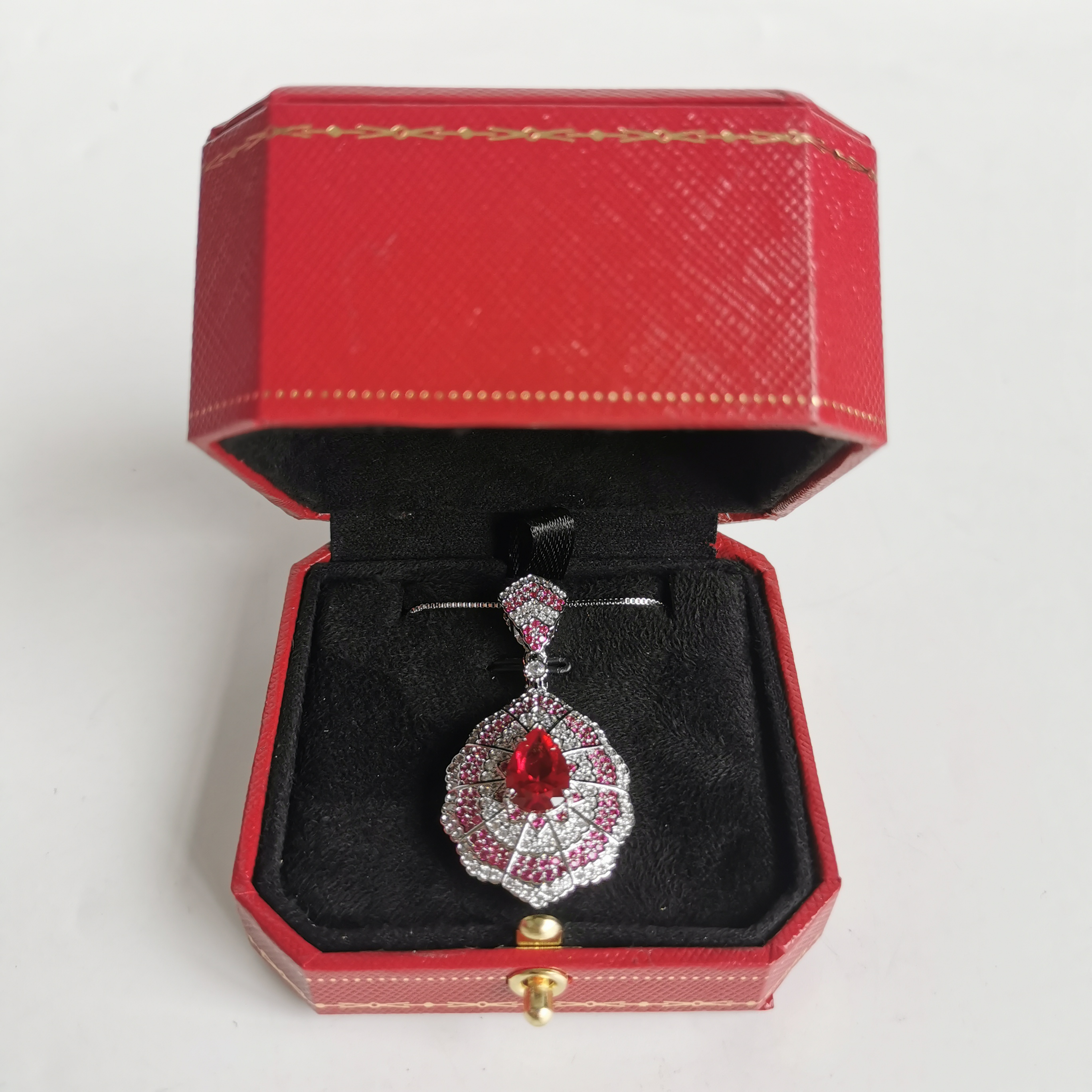 5035红项链--红--精工红项链赠礼盒