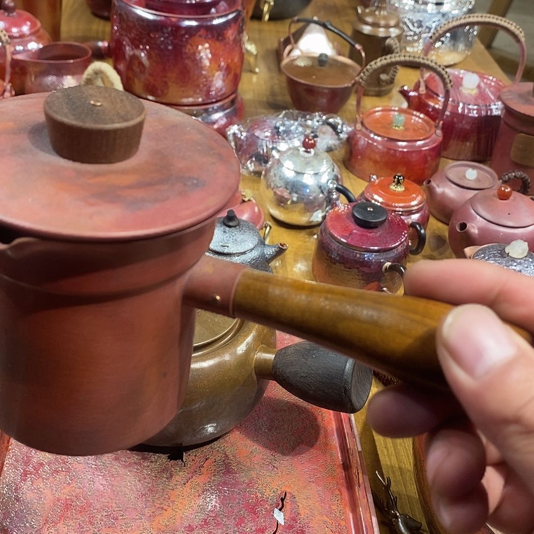 测吧带盖罐罐手工锻打工艺