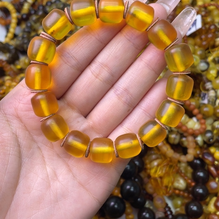 琥珀未镶嵌珠宝奇石