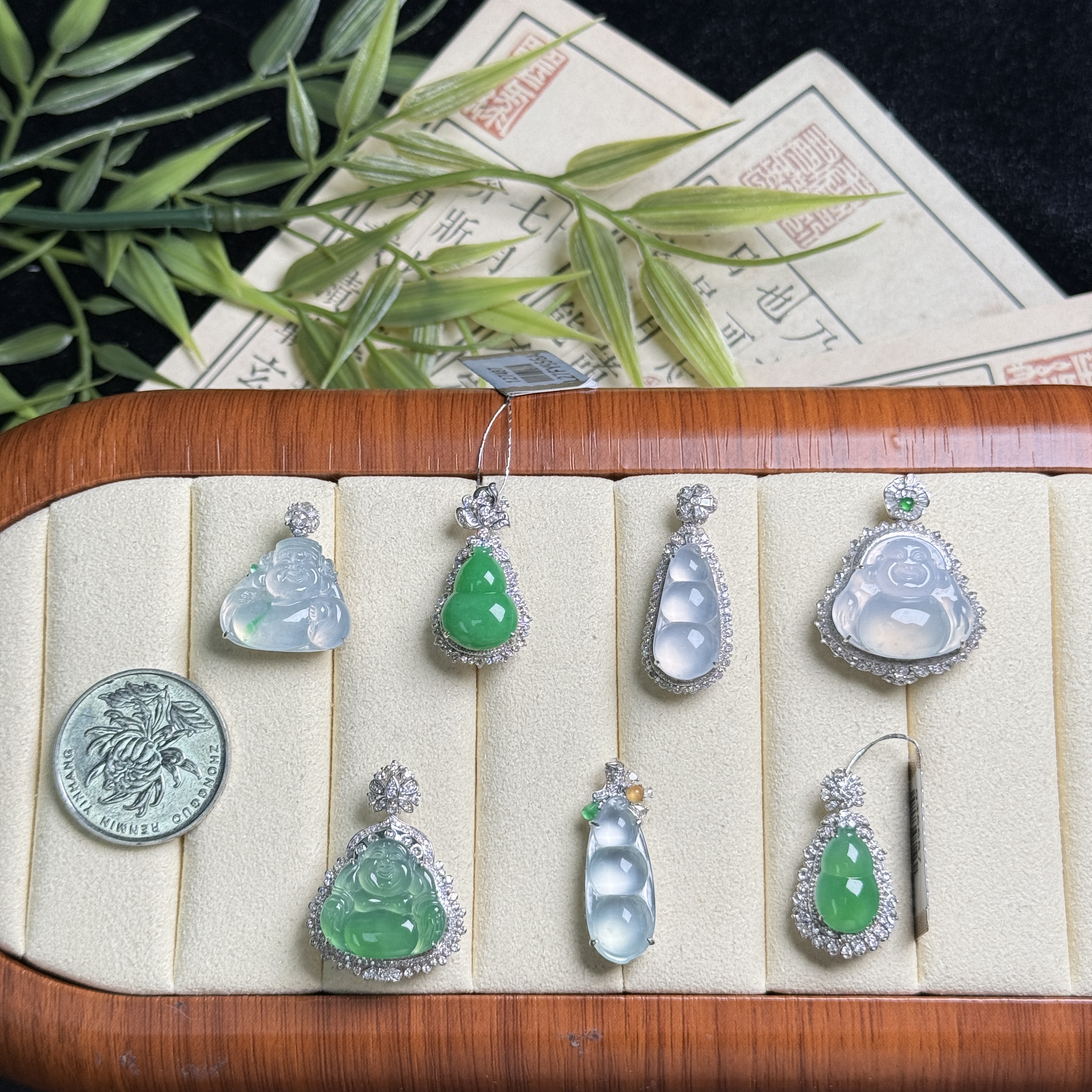 思懿珠宝   18K翡翠吊坠-13800-3-XMG-多样性发一