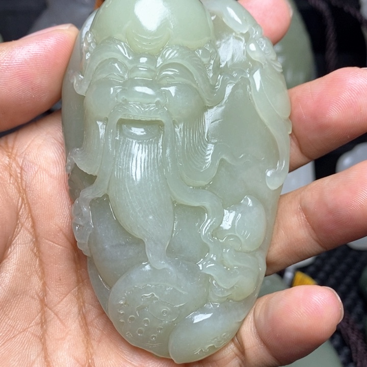 颈饰未镶嵌和田玉