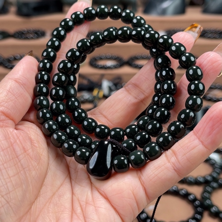 6***8和田玉未镶嵌手链