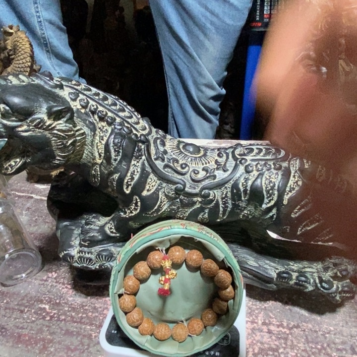 滴血莲花菩提吊坠
