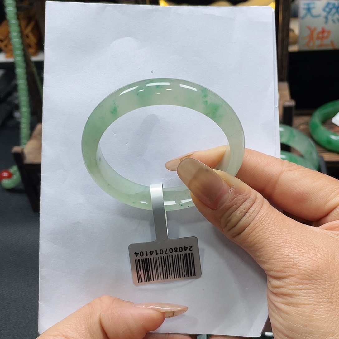 石英质玉手镯未镶嵌淼淼