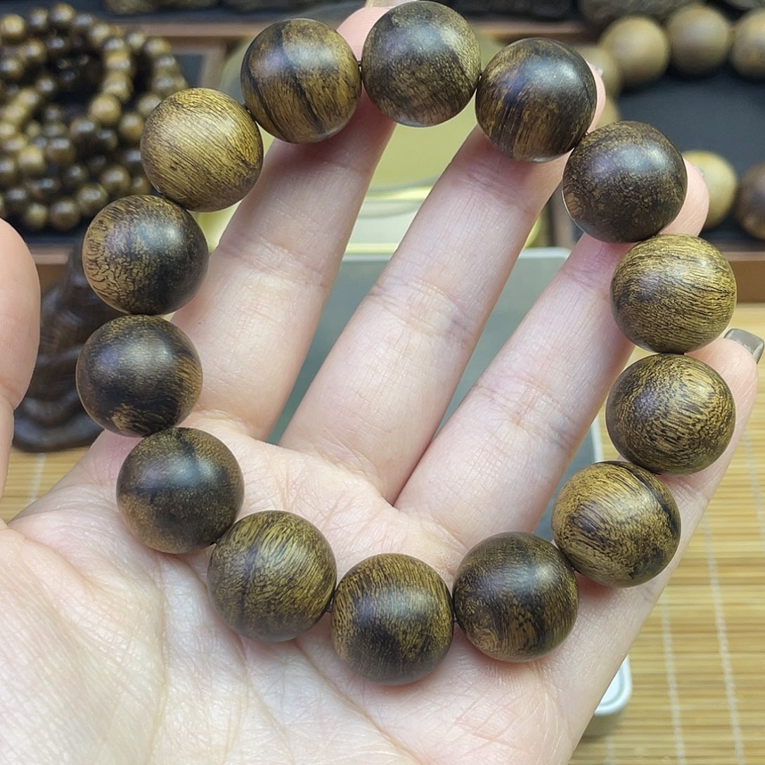 金***紫沉香手串芽庄白奇